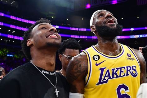 Lakers' LeBron James reacts to Bronny James' NBA Draft.